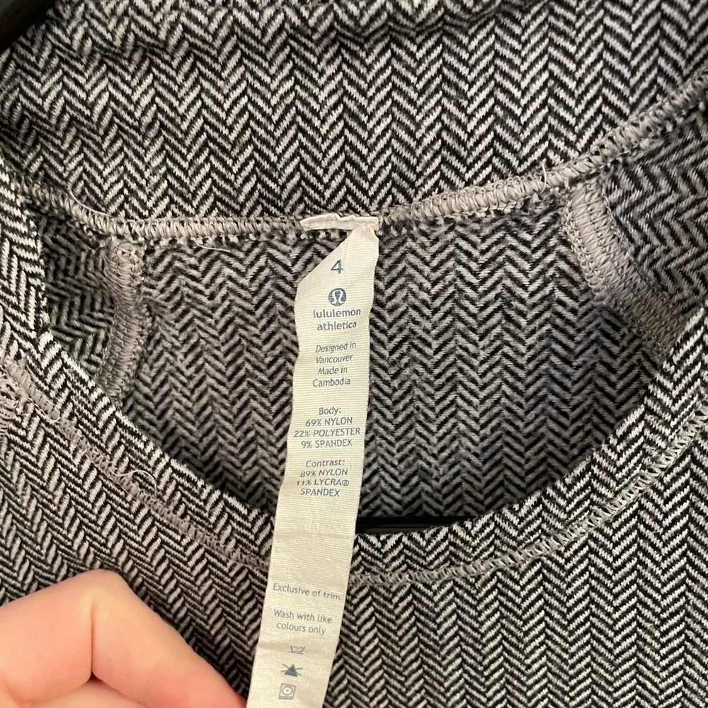 Lululemon Think Fast Long Sleeve Heathered Herringbone Silver Spoon Black